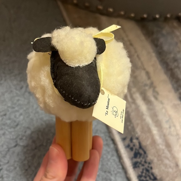 VTG Department 56 Le Mouton Fuzzy Sheep with Wooden legs - Picture 3 of 8